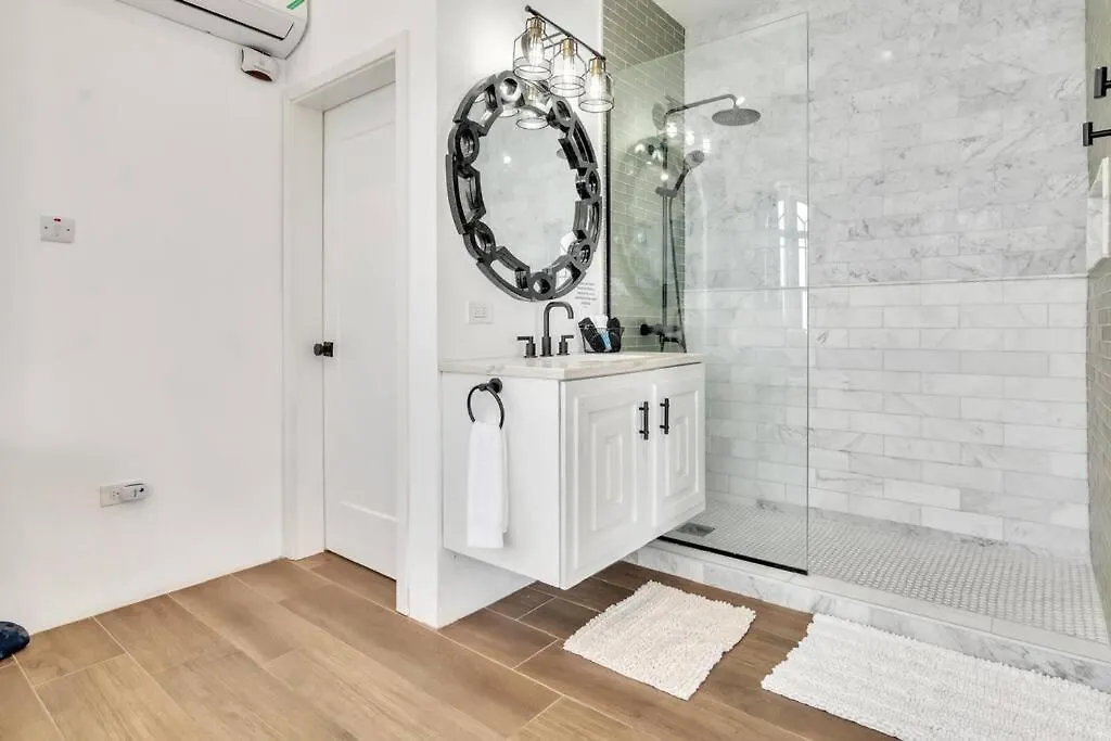 Mosaic Luxury Villa Hopewell